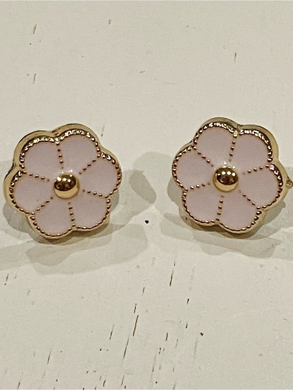 White Flower & Gold Trim Decorative Pin Set of 2